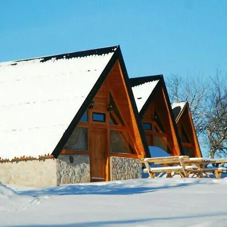 Mountain And A Hobbit House - Jazavcije Rupe *