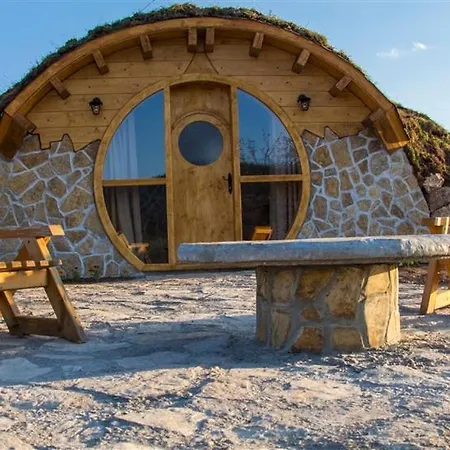 Mountain And A Hobbit House - Jazavcije Rupe Lodge