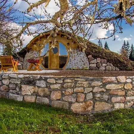 Lodge Mountain And A Hobbit House - Jazavcije Rupe