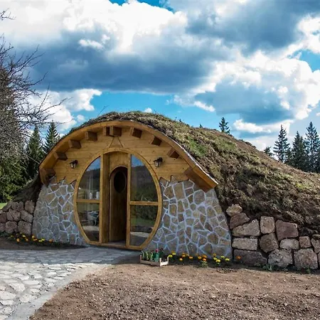Mountain And A Hobbit House - Jazavcije Rupe Han Pijesak