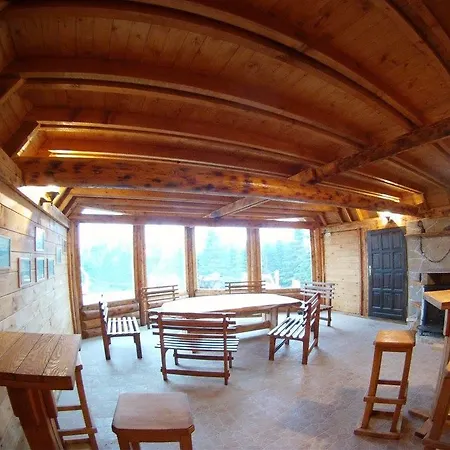 Mountain And A Hobbit House - Jazavcije Rupe *