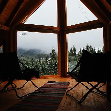Mountain And A Hobbit House - Jazavcije Rupe Lodge Han Pijesak