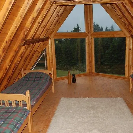Mountain And A Hobbit House - Jazavcije Rupe *